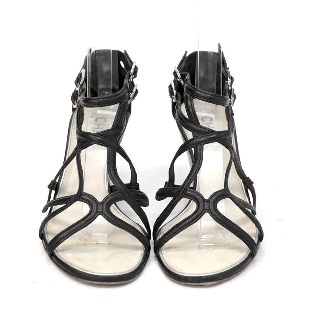 Chanel Black leather criss-cross buckle strap heeled gladiator wedge sandals - Picture 3 of 8